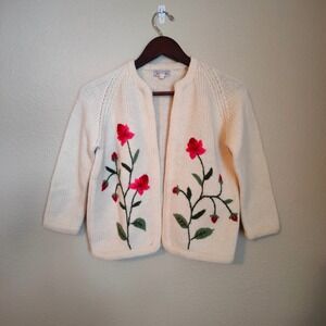 Vintage 50s 60s Cardigan Sweater Zephyr Wool Floral Embroidered Cream Raglan